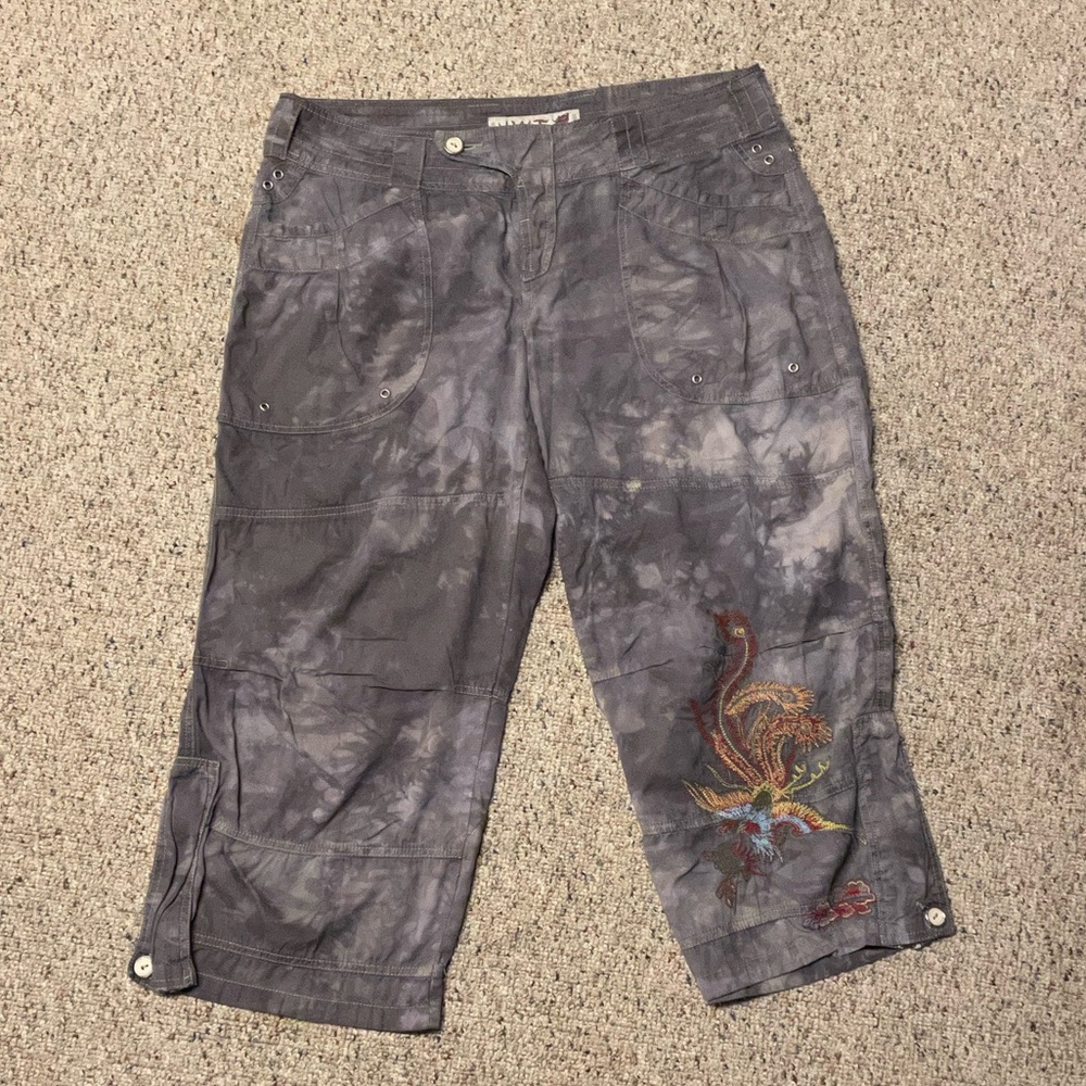 Hint Jeans capris
